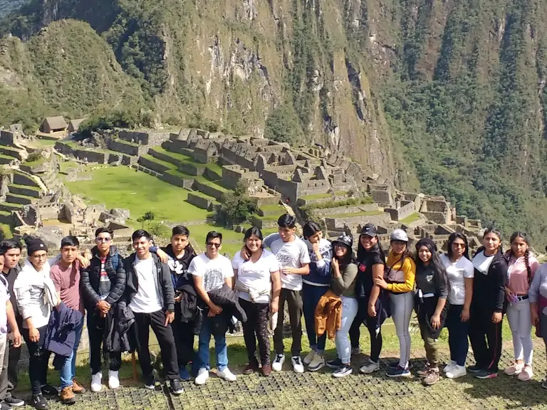 viaje de promocion escolar a cusco